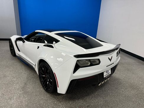 Used 2019 Chevrolet Corvette Z06 RWD image 38