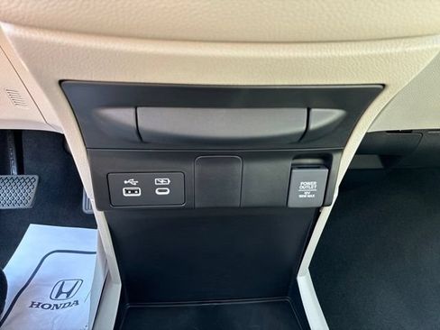 Certified 2026 Honda Odyssey EX-L image 18