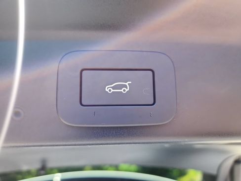 Used 2023 Jaguar F-PACE S AWD/4WD image 14