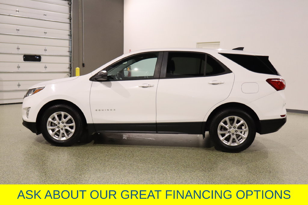Used 2020 Chevrolet Equinox LS w/ LS Convenience Package FWD image 5
