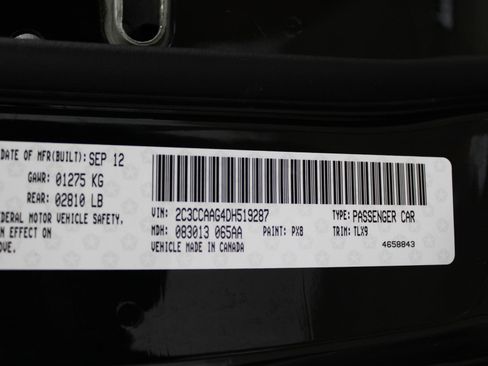 Used 2013 Chrysler 300 image 39