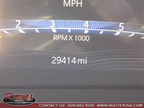 Used 2023 Jeep Grand Cherokee Altitude AWD/4WD image 16