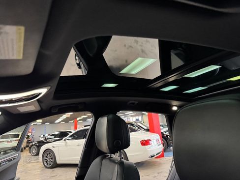 Used 2018 Porsche Macan S image 35