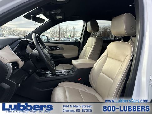 Used 2022 Chevrolet Traverse Premier image 11