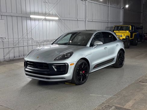 Used 2022 Porsche Macan GTS AWD/4WD image 1
