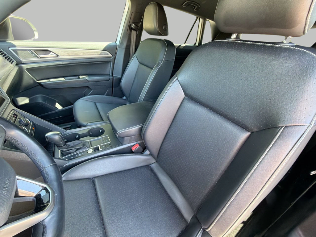 Used 2020 Volkswagen Atlas Cross Sport SE FWD image 18
