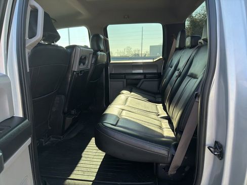 Used 2017 Ford F150 XLT w/ Equipment Group 301A Mid image 19