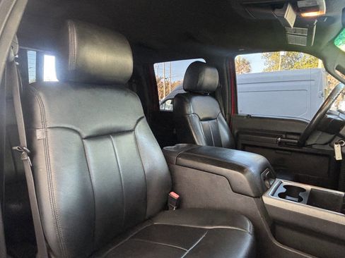 Used 2015 Ford F350 Lariat w/ Chrome Package image 31