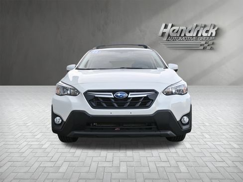Used 2023 Subaru Crosstrek 2.0i Premium w/ Popular Package #3 image 3
