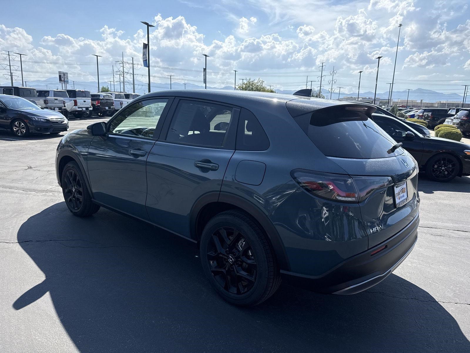 Certified 2025 Honda HR-V Sport image 8