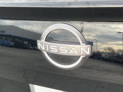 Used 2025 Nissan Altima 2.5 SV image 8