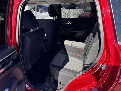 Used 2022 Mitsubishi Outlander ES image 16