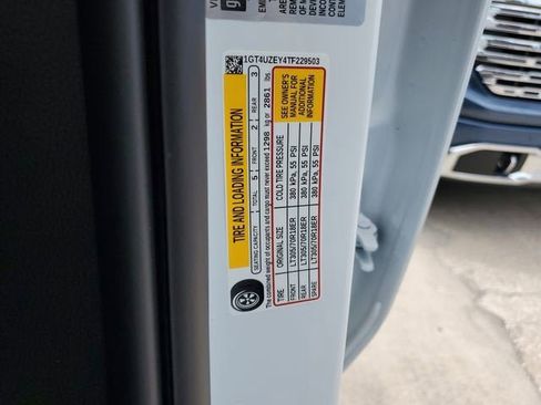 New 2026 GMC Sierra 2500 AT4X AWD/4WD image 33