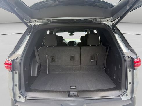 Used 2023 Chevrolet Traverse LT w/ LPO, Floor Liner Package AWD/4WD image 19