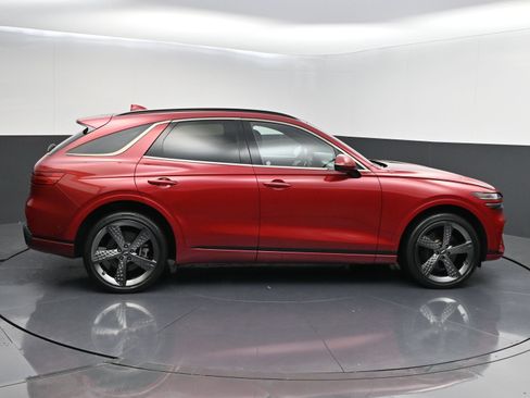 Used 2022 Genesis GV70 3.5T Sport w/ Sport Prestige Package AWD/4WD image 9