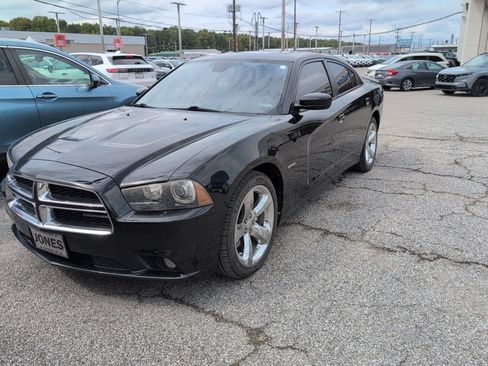 Used 2012 Dodge Charger R/T RWD image 4