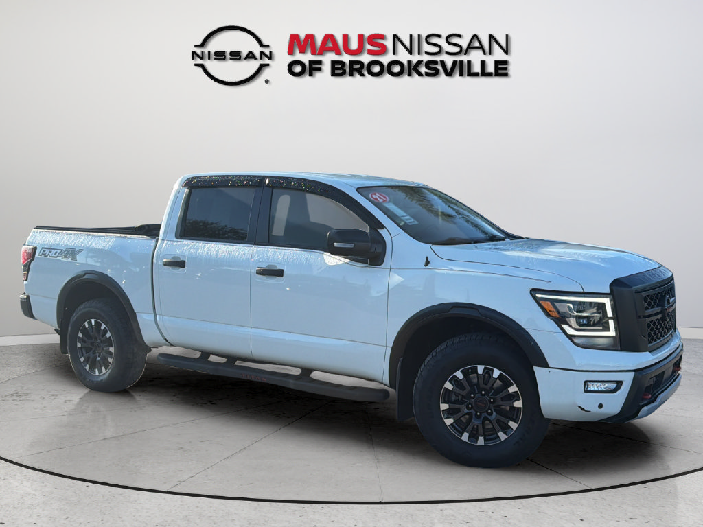 Used 2021 Nissan Titan PRO-4X w/ Pro-4x Convenience Package AWD/4WD image 14