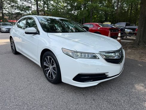 Used 2017 Acura TLX w/ Technology Package FWD image 4