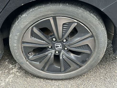 Used 2018 Honda Civic EX image 5