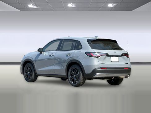 New 2026 Honda HR-V Sport image 3