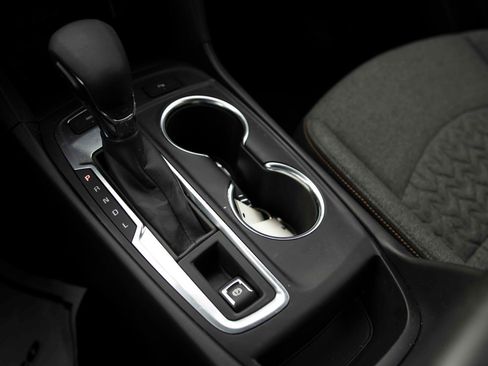 Used 2024 Chevrolet Equinox LT image 10