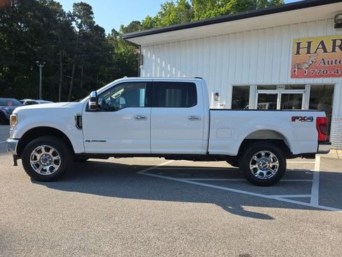 Used 2022 Ford F250 Lariat w/ Lariat Ultimate Package AWD/4WD image 2