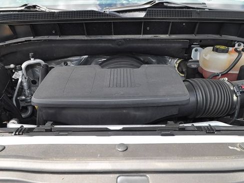 Used 2021 Chevrolet Silverado 1500 RST w/ Redline Edition AWD/4WD image 35
