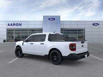 New 2025 Ford Maverick XLT w/ Black Appearance Package