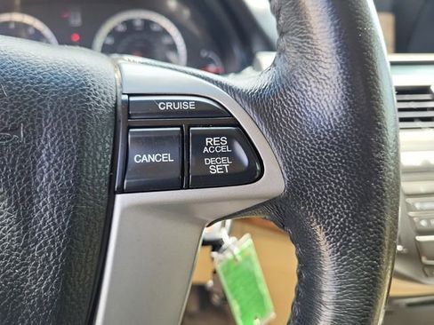 Used 2012 Honda Accord EX-L image 31