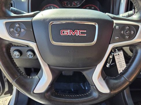 Used 2015 GMC Canyon SLT image 29
