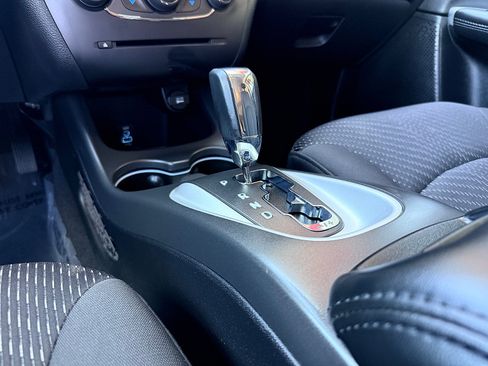 Used 2018 Dodge Journey SE w/ Connectivity Group FWD image 14