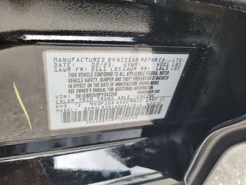 Certified 2023 Nissan Sentra SR w/ Midnight Edition Package FWD image 34