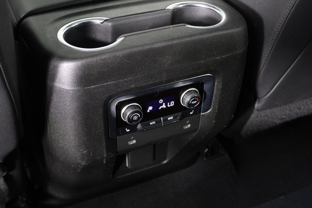 Used 2022 Chevrolet Tahoe LT w/ LT Signature Plus Package RWD image 25
