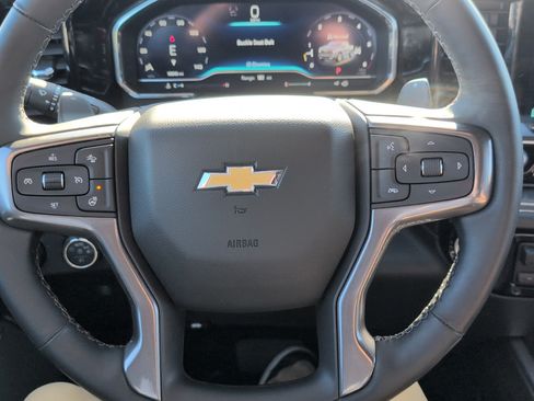 Used 2024 Chevrolet Silverado 1500 High Country w/ High Country Premium Package AWD/4WD image 12
