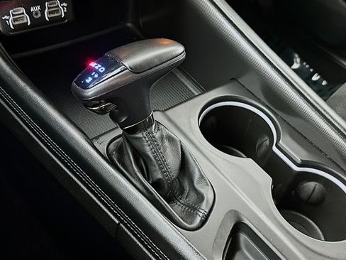 Used 2022 Dodge Durango GT AWD/4WD image 16