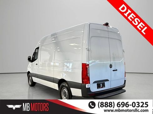 Used 2020 Mercedes-Benz Sprinter 2500 w/ Driver Convenience Package image 5