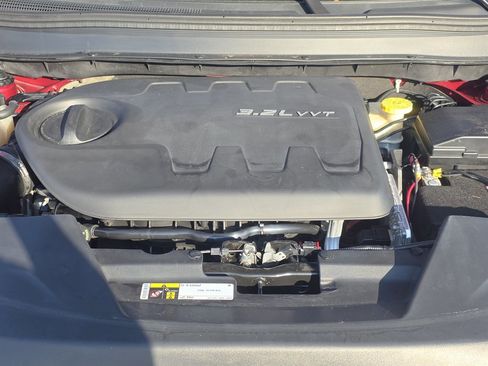 Used 2014 Jeep Cherokee Limited w/ Technology Group image 10