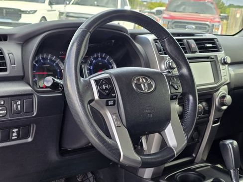 Used 2019 Toyota 4Runner SR5 Premium RWD image 23