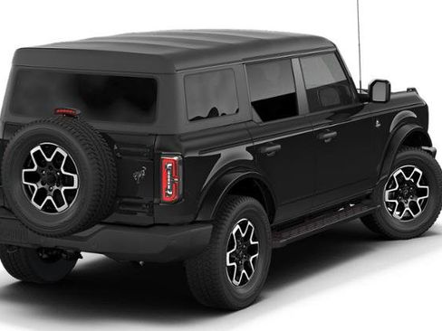New 2026 Ford Bronco Outer Banks AWD/4WD image 4