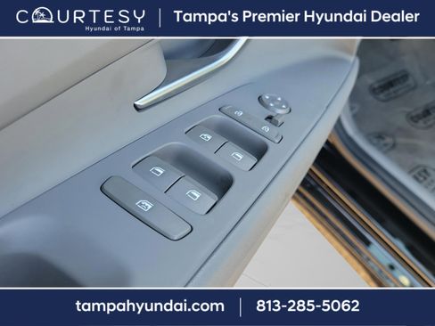 Certified 2025 Hyundai Elantra Blue image 30