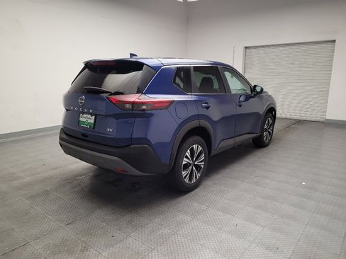 Used 2023 Nissan Rogue SV FWD image 9