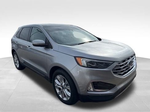 Used 2022 Ford Edge Titanium w/ Equipment Group 301A image 3