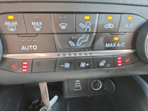 Used 2024 Ford Escape ST-Line AWD/4WD image 35