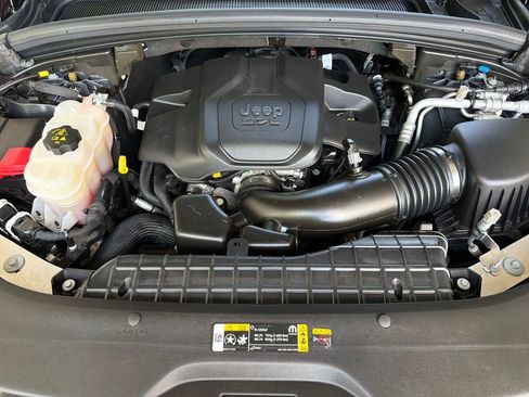 Used 2024 Jeep Grand Cherokee L Summit image 41