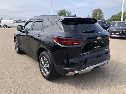Used 2024 Chevrolet Blazer LT w/ Convenience Package AWD/4WD image 3
