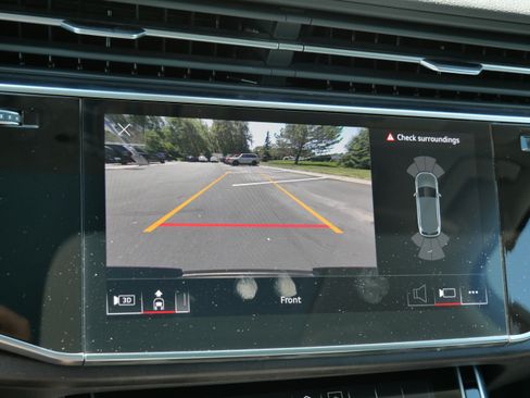 Used 2024 Audi Q7 3.0T Premium Plus AWD/4WD image 23