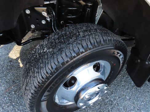 Used 2022 Ford F350 XL w/ STX Appearance Package image 16