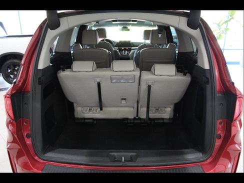 Certified 2025 Honda Odyssey Touring image 15
