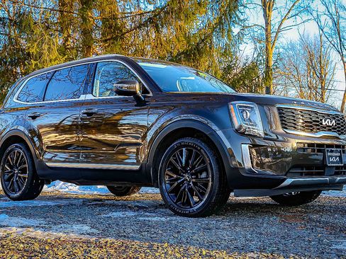 Certified 2022 Kia Telluride S image 18