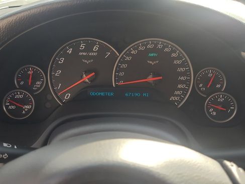 Used 2005 Chevrolet Corvette Convertible w/ Preferred Equipment Group image 25